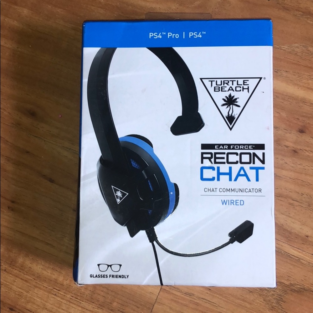 PS4 chat communicator